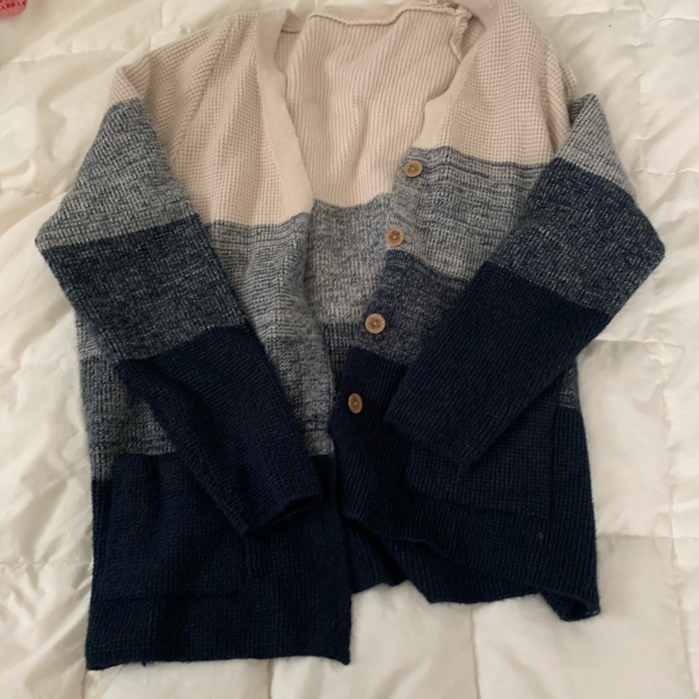 Color block blue sweater/cardigan